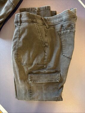 Natural Reflections Women's Cargo Jeans